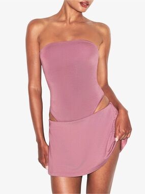 Skims Smooth Lounge Bodysuit